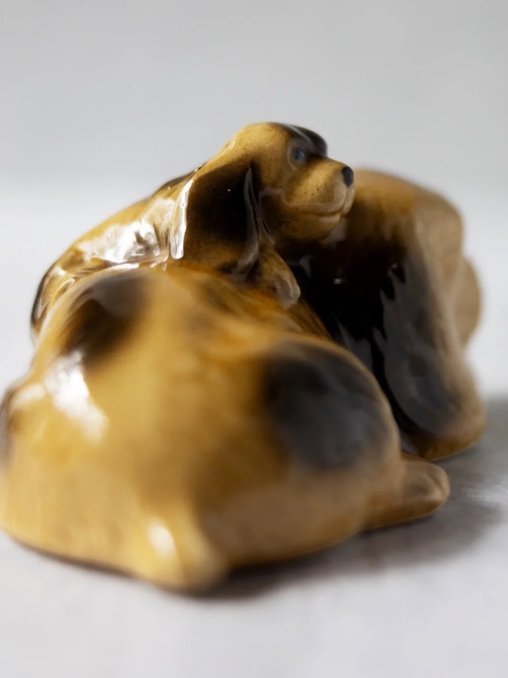 Vintage ceramic mother brown cocker spaniel dog with puppy made in Brazil 6
